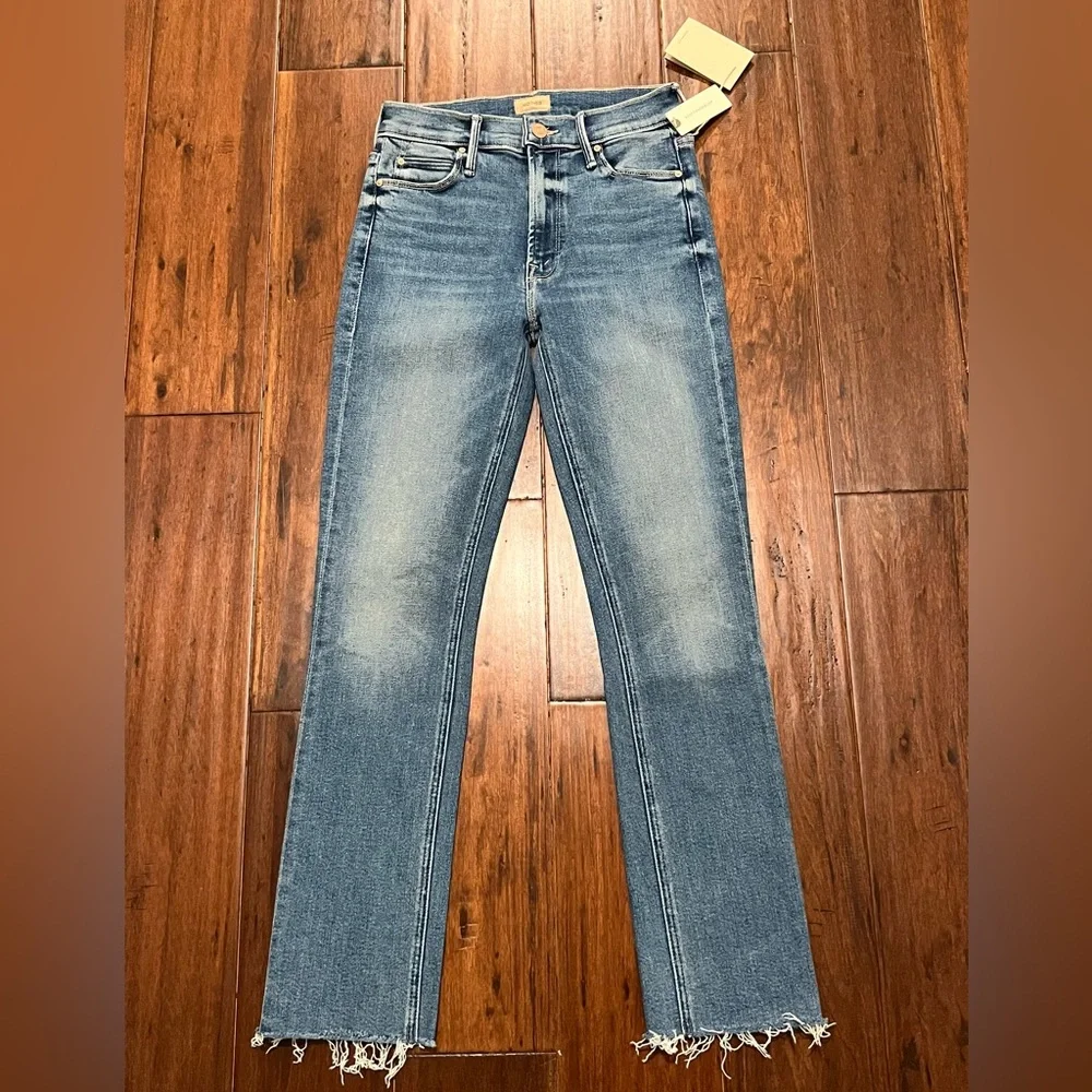 Mother Mid Rise Dazzler Ankle Fray Jean 25 New $238- anthropologie 😍 - Picture 6 of 16